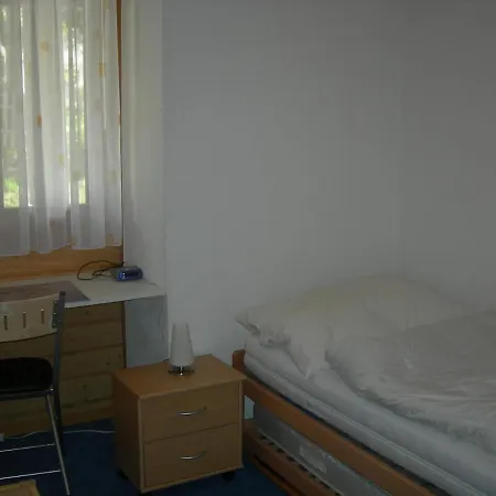 Seebach B1 ארוזה